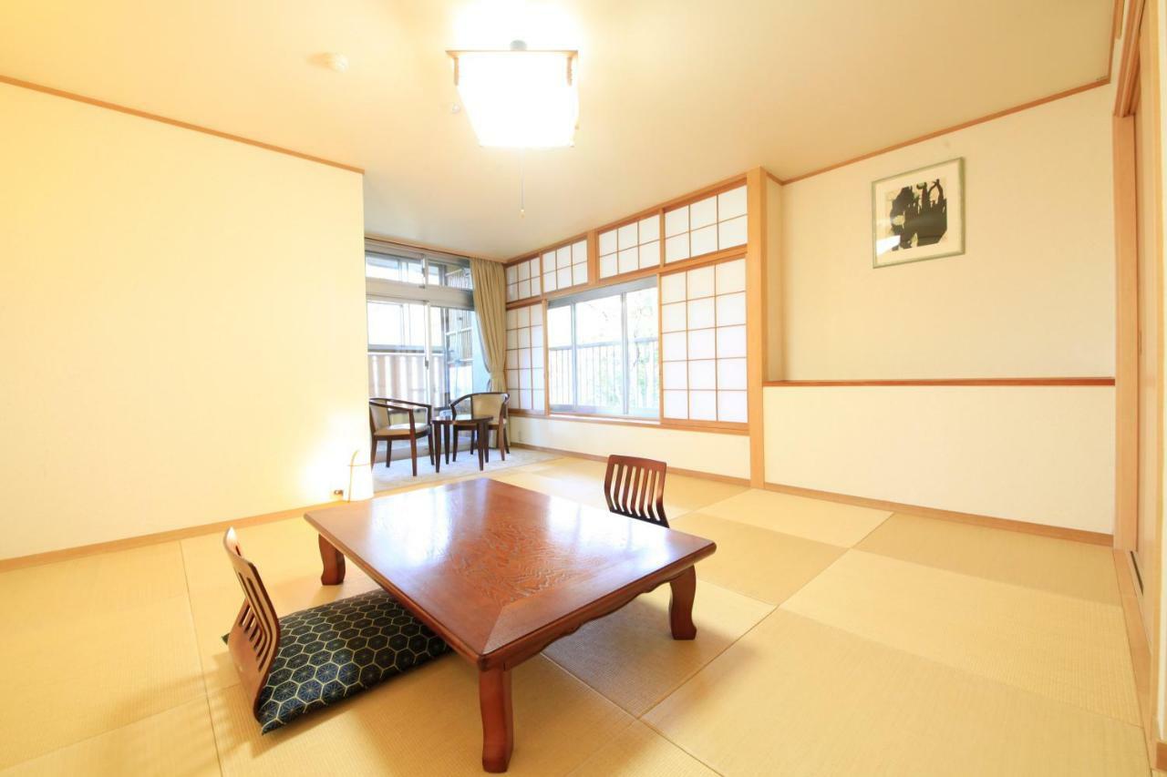 Kkr Hakone Miyanoshita Hotel Esterno foto