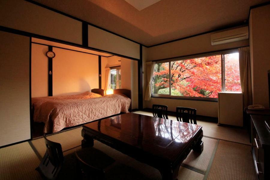 Kkr Hakone Miyanoshita Hotel Esterno foto